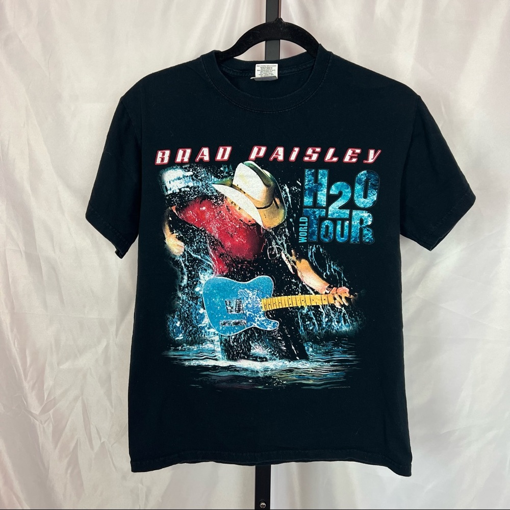 Brad Paisley H2O 2010 Tour T-Shirt, size Small